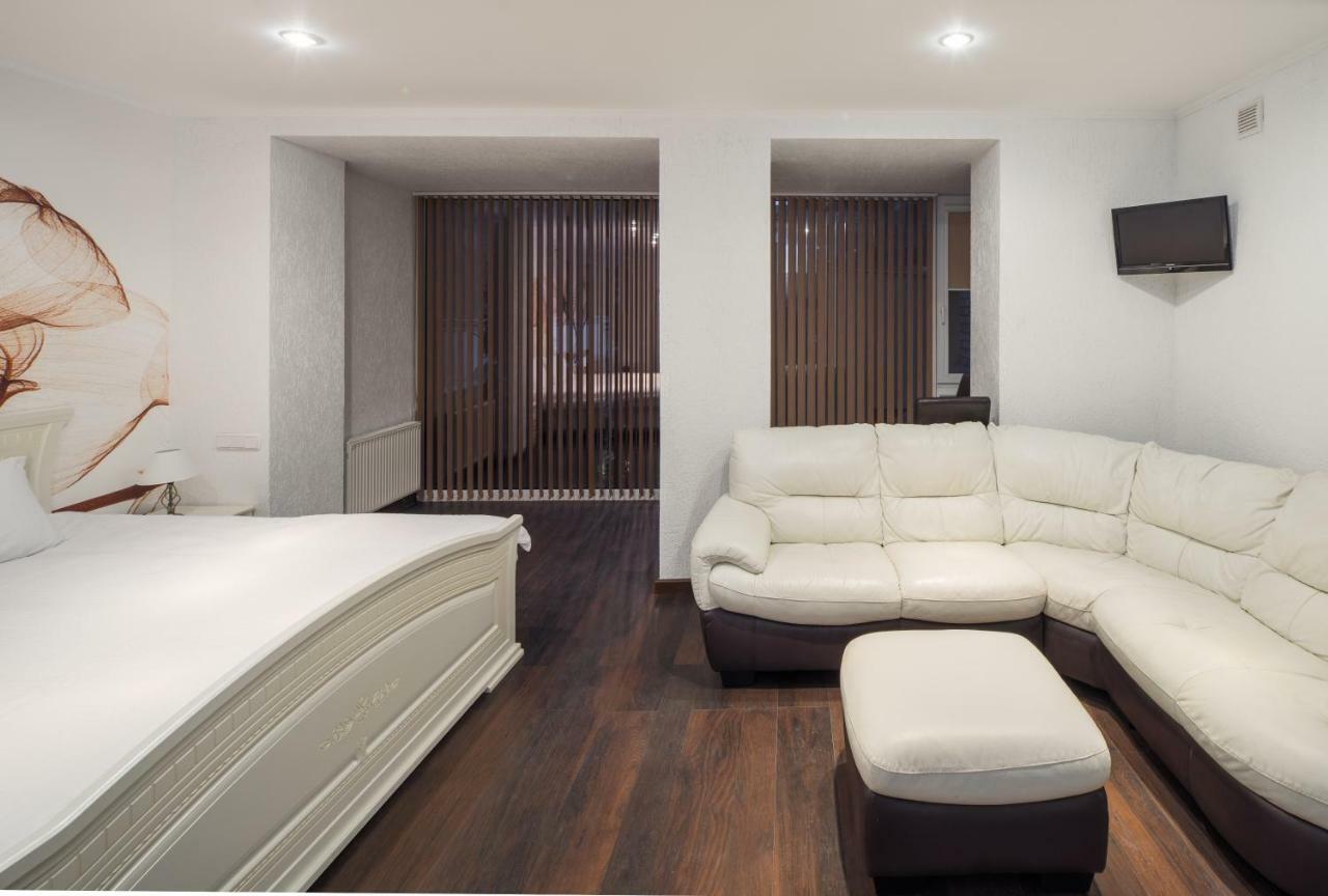 Chelsea Apartments Рига Екстериор снимка